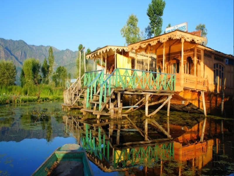 Hotel Golden Hopes Group Of Houseboats Srīnagar Exteriér fotografie